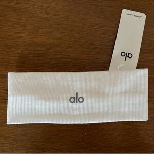NWT ALO Yoga Classic White Headband